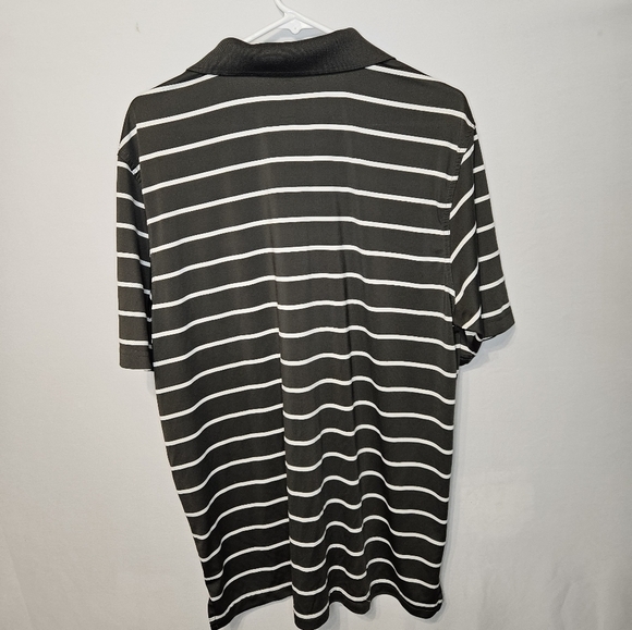 This PGA Men's Tour airflux Polo. XL - Picture 2 of 4